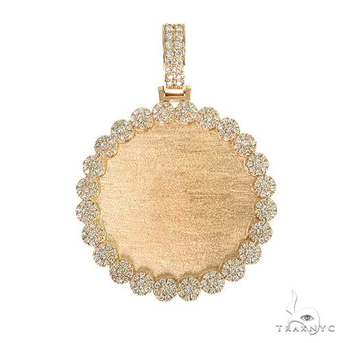 14K Gold Flower Frame Diamond Photo Pendant 66547 | TraxNYC