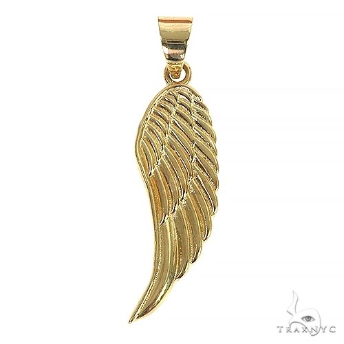 14K solid gold angel wing pendant – intricate feather detail, front view