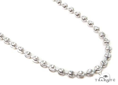 14k white gold moon cut chain 4mm – close-up of faceted ridged links showing light reflection