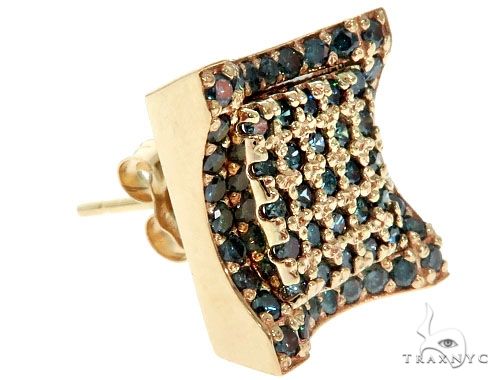 14K yellow gold square earring with blue and white diamond accents, modern design