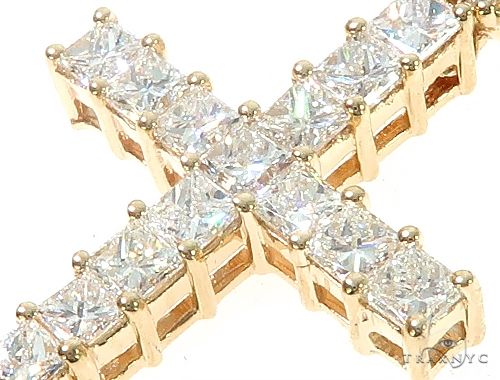 14K Yellow Gold Princess Cut Diamond Manhattan Cross, photo 4 of 7