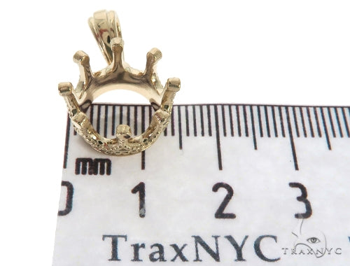 14K Crown Charm Pendant, photo 7 of 7
