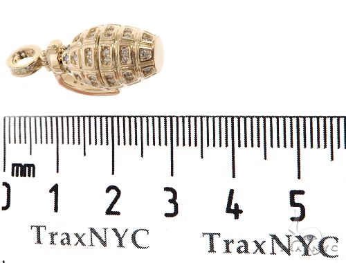14k Yellow Gold Diamond Grenade Pendant, photo 4 of 4