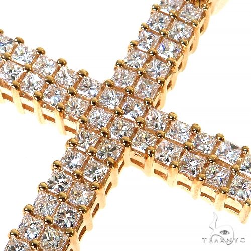 Rose gold pendant cross with two rows of sparkling princess cut diamonds