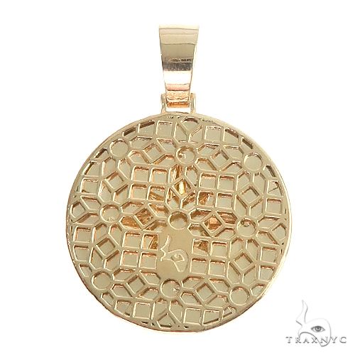14K Gold 5 Percent Universal Flag Pendant, photo 4 of 6