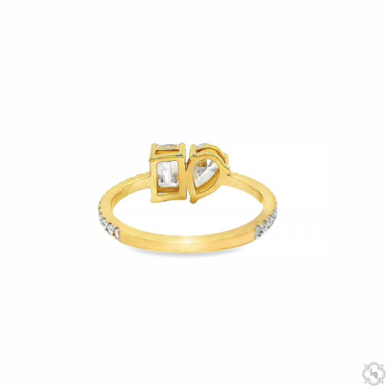 The Toi et Moi Emerald and Pear Lab-Grown Diamond Engagement Ring in 14K Gold, photo 7 of 8