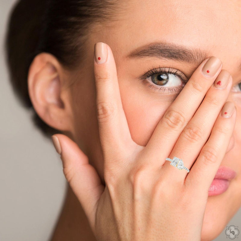 The Toi et Moi Emerald and Pear Lab-Grown Diamond Engagement Ring in 14K Gold, photo 8 of 8