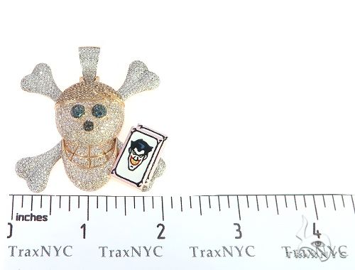14K Gold Custom Made Diamond Skull Pendant with Lab-Grown Diamond Center, photo 7 of 8