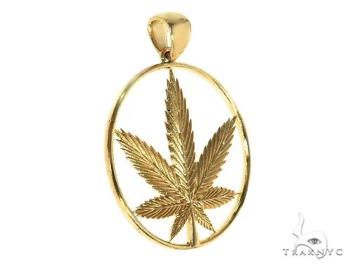 Yellow gold custom men's weed pendant with detailed leaf inside circular frame