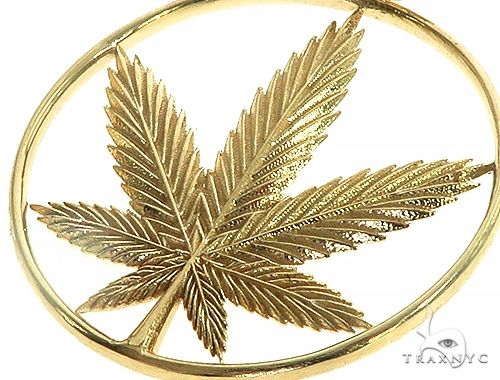 10K Gold Custom Made Weed Pendant, photo 3 of 5