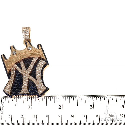 14K Gold Custom Made Yankee Pendant, photo 5 of 6