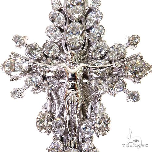 14K Gold Sovereign's Halo Lab-Grown Diamond Cross pendant, photo 3 of 8