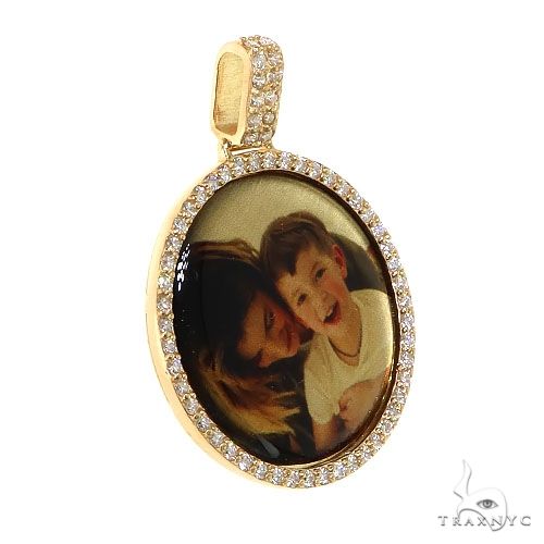 14K Gold Diamond Photo Pendant, photo 2 of 6