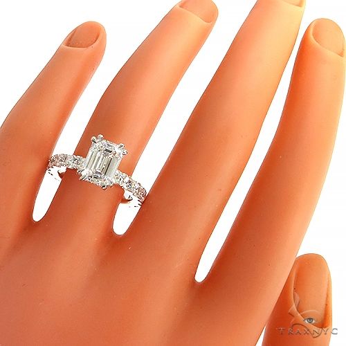 Emerald Diamond Engagement Ring (Lab) 68231 - Image 7
