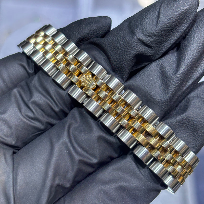 2008 Rolex Lady-Datejust 26mm | Two Tone Yellow Gold | White Diamond Dial, photo 2 of 2
