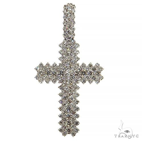 Large white gold cross pendant encrusted with round brilliant-cut lab diamonds