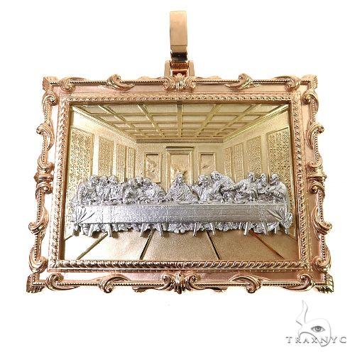 Gold and silver Last Supper medium pendant with ornate frame detailing