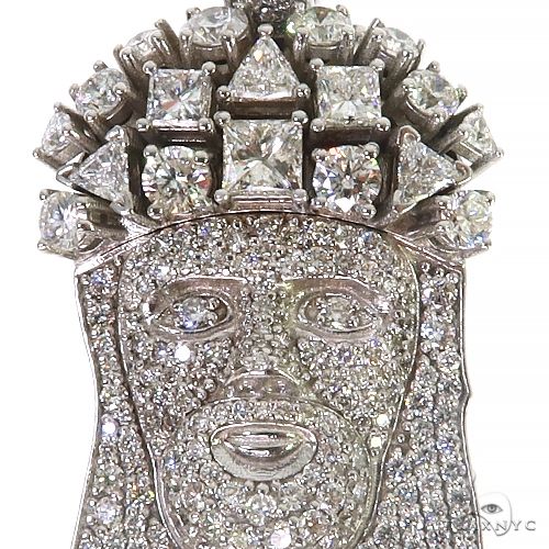14K Gold Medium Jesus Head Diamonds on The Crown Pendant, photo 4 of 7