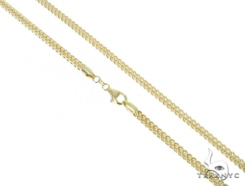 10K yellow gold hollow Franco chain 4.5mm wide, flat lay showing interlocked V-link detail