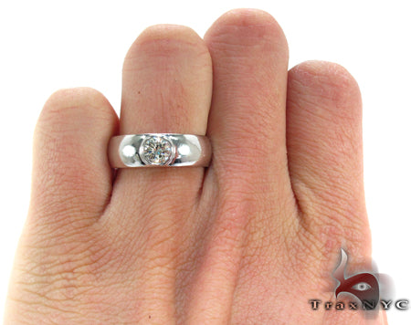 Mens 14K Gold Solitaire Wedding Band, photo 7 of 7