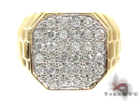 Yellow gold men's ring with octagonal diamond-studded top and ribbed band design