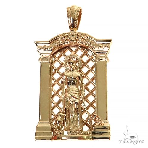 Yellow gold St. Lazarus pendant with detailed lattice background and architectural frame