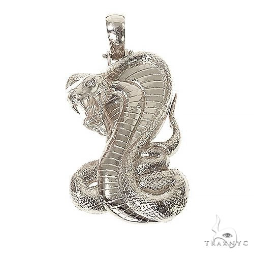 Silver Cobra Pendant 67269 | TraxNYC