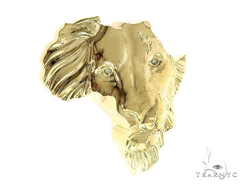 Yellow gold small lion face pendant with detailed mane for men