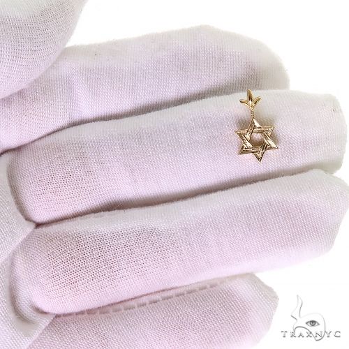 18K Gold Star Of David Pendant Mini, photo 6 of 6