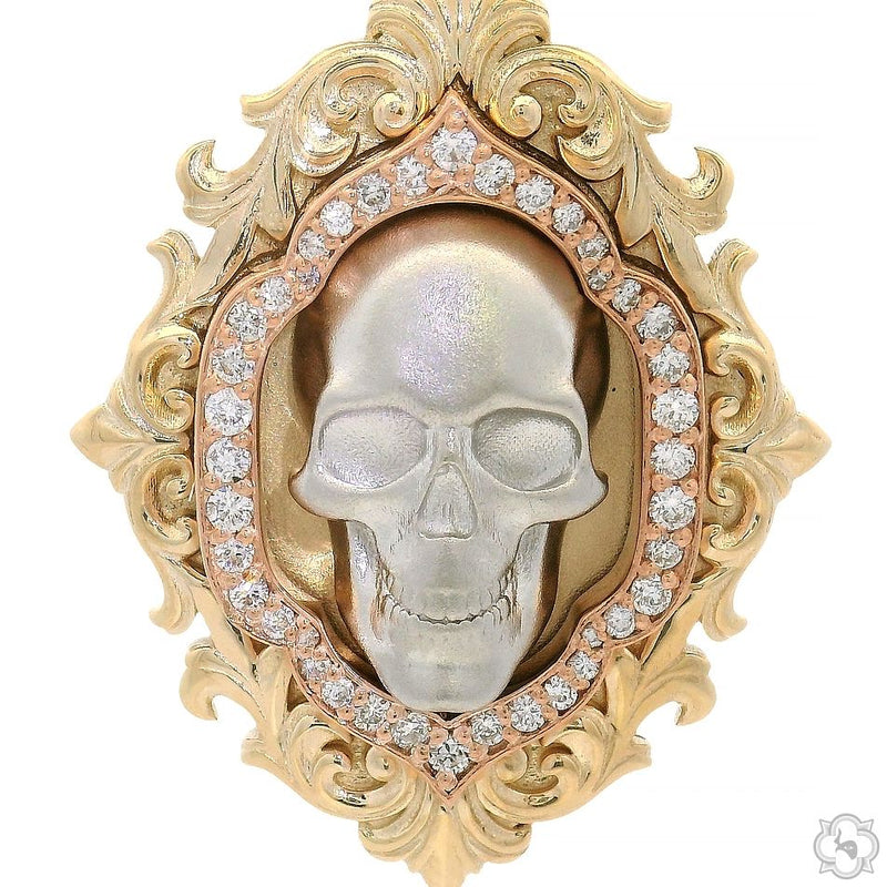 The Baroque Motif Skull Pendant in 14K Gold, photo 4 of 8