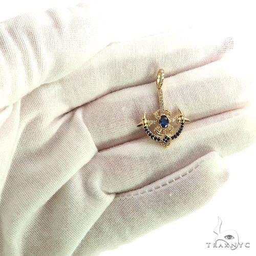 14K Gold TraxNYC Mini Anchor Pendant, photo 7 of 7