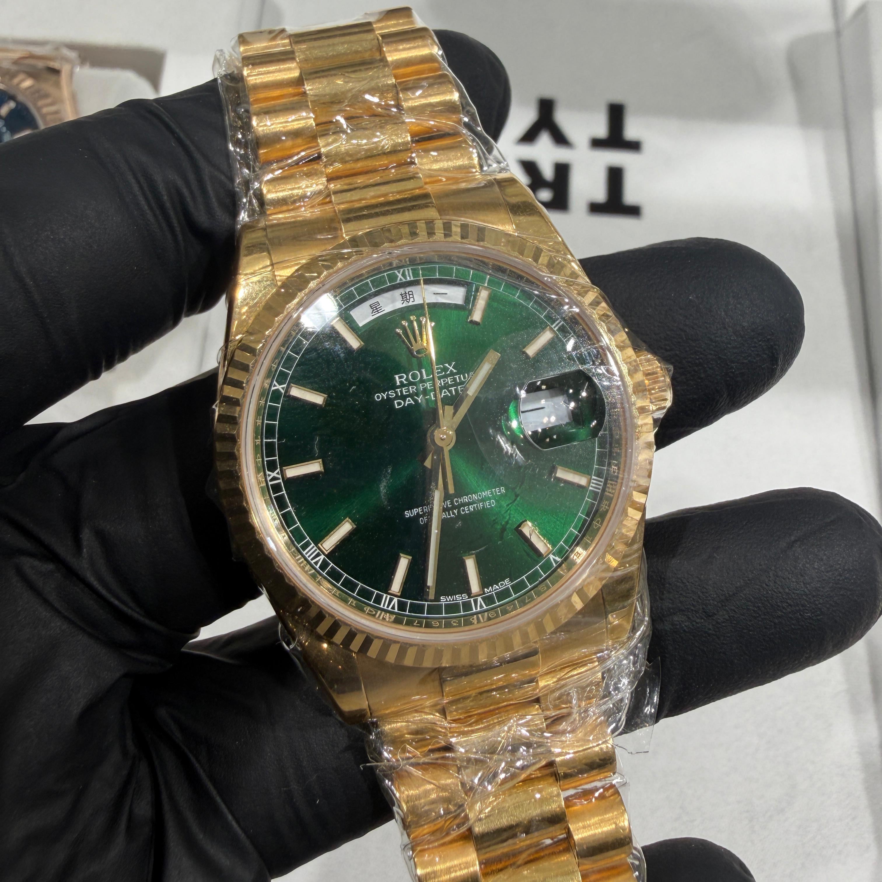 SYO　様 Rolex Day-Date 36mm | 18K Yellow Gold | Green Stick Dial Chinese Day |