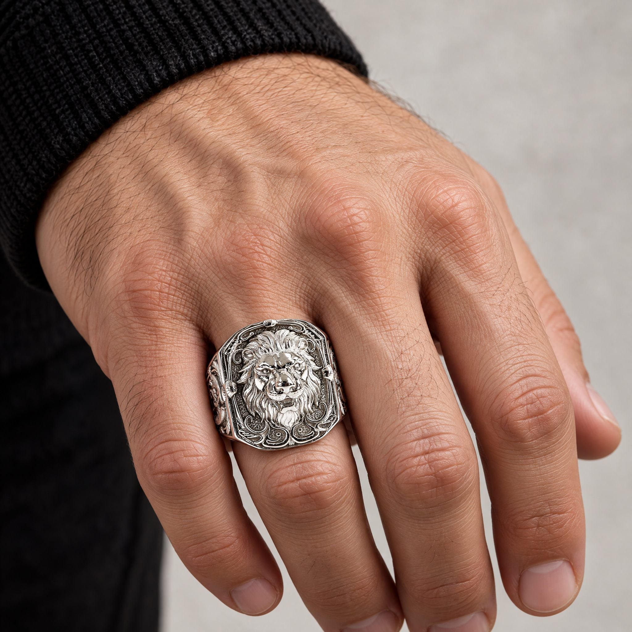 Leonardo Da Vinci Lion Ring, Sterling Silver 27.5 g | TraxNYC