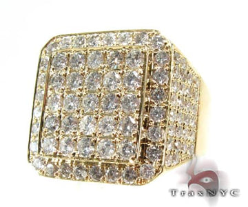 Yellow gold men's Milano ring with square pave-set diamond cluster top