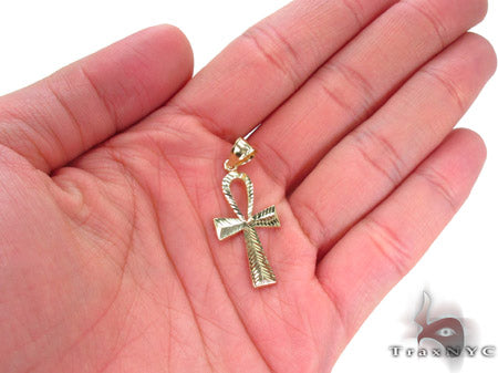 10K Gold Ankh Pendant, photo 5 of 7