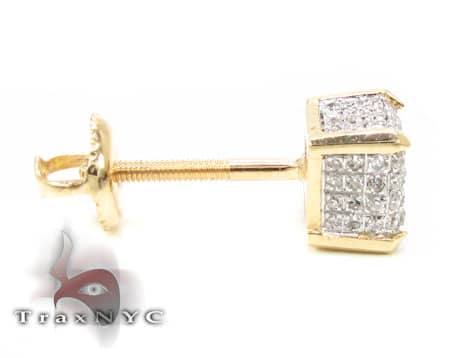10K Gold Cube Earrings 15558