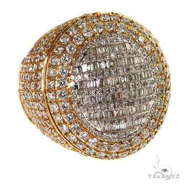 14K yellow gold men's ring with baguette and round diamonds in circular design.