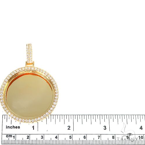 14K Gold Diamond Frame Photo Pendant 66881 - Image 5
