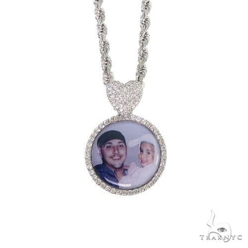 14K gold diamond photo pendant and rope chain set in yellow gold – front-facing view showing round-cut diamond detailing