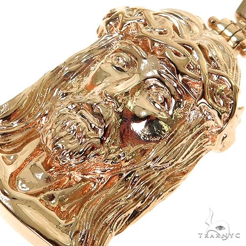 14K Gold Jesus Pendant 67577 - Image 3