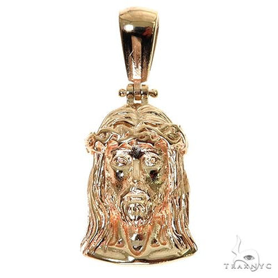 14K Gold Jesus Pendant 67578 - Image 1