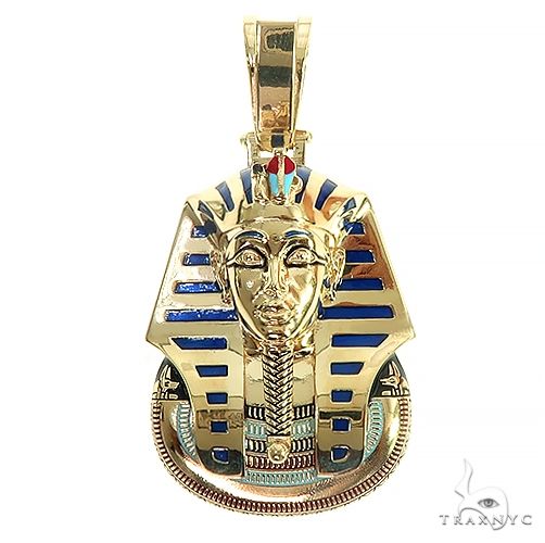 Custom 14K gold King Tut pharaoh pendant – detailed front-facing sculptural view of the headdress and face