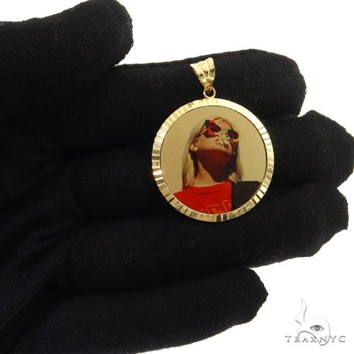 14K Gold Photo Pendant 30mm, photo 7 of 7
