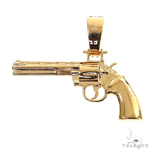 14K Gold Revolver Pendant, photo 3 of 6