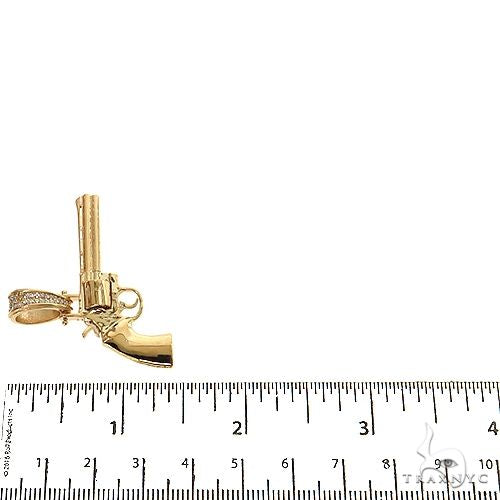 14K Gold Revolver Pendant, photo 5 of 6