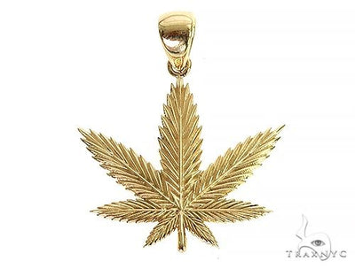 14K Gold Weed Pendant 66342 - Image 1