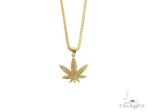 14K gold weed leaf pendant with 10K gold franco chain set – front-facing product view