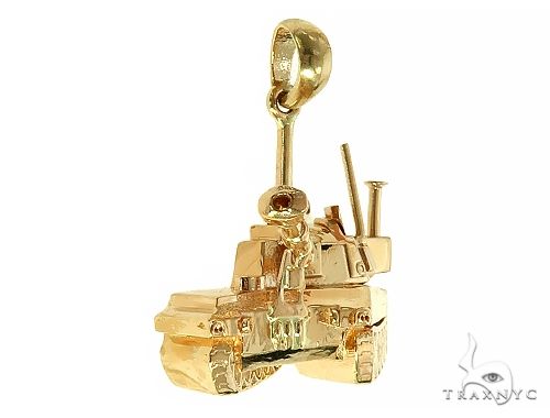 14K yellow gold battle tank pendant with detailed treads and turret for men