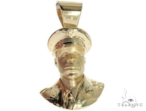 14K Yellow Gold Bezel Diamond Patriot the American Soldier Charm Pendant 63309 - Image 1