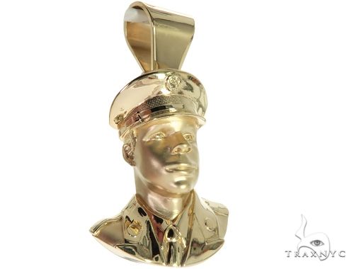 14K Yellow Gold Bezel Diamond Patriot the American Soldier Charm Pendant 63309 - Image 3